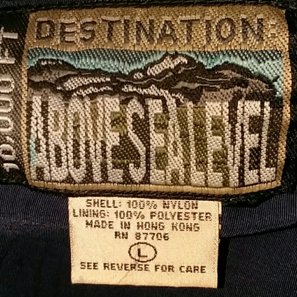 Men's revirsable water resistant vest - Picture 1 of 6